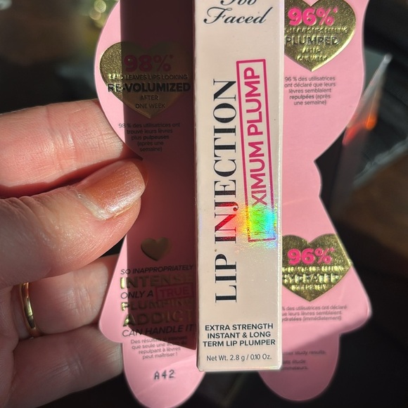 Travel Size Lip Injection Maximum Plump Extra Strength Lip Plumper Gloss 👄 - Picture 3 of 3